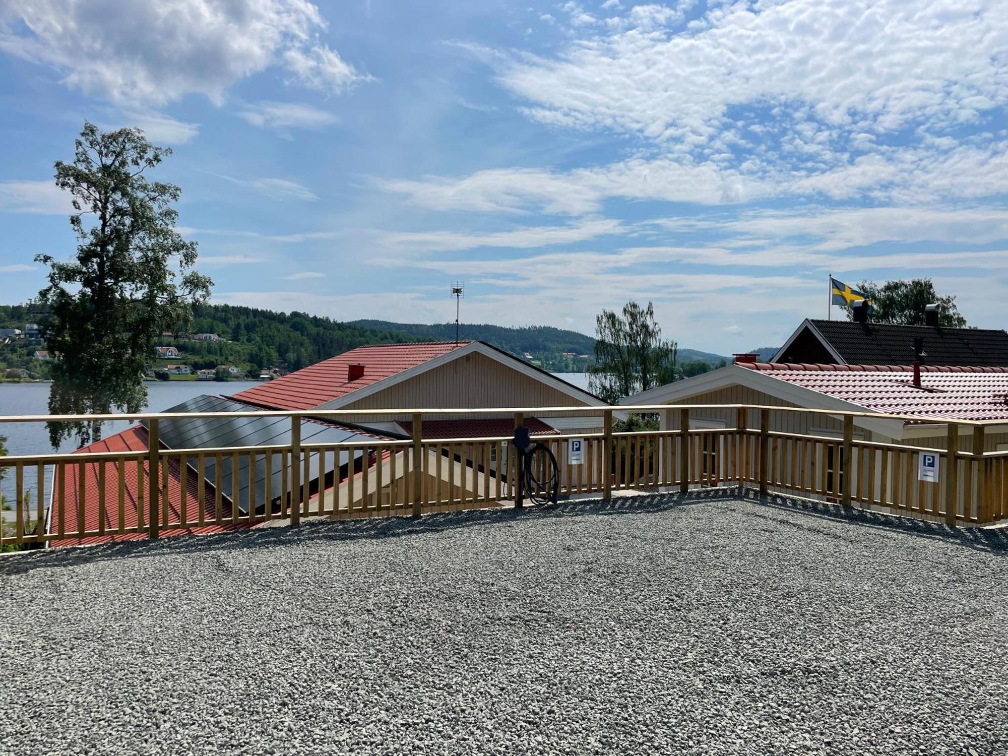 New House By The Lake Bunn & Private Bathing Jetty 格兰纳 外观 照片
